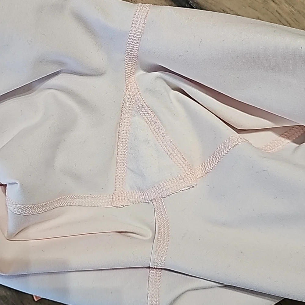 Adore Me Lotus Crossover High Rise 7/8 Leggings size Small - Picture 8 of 9